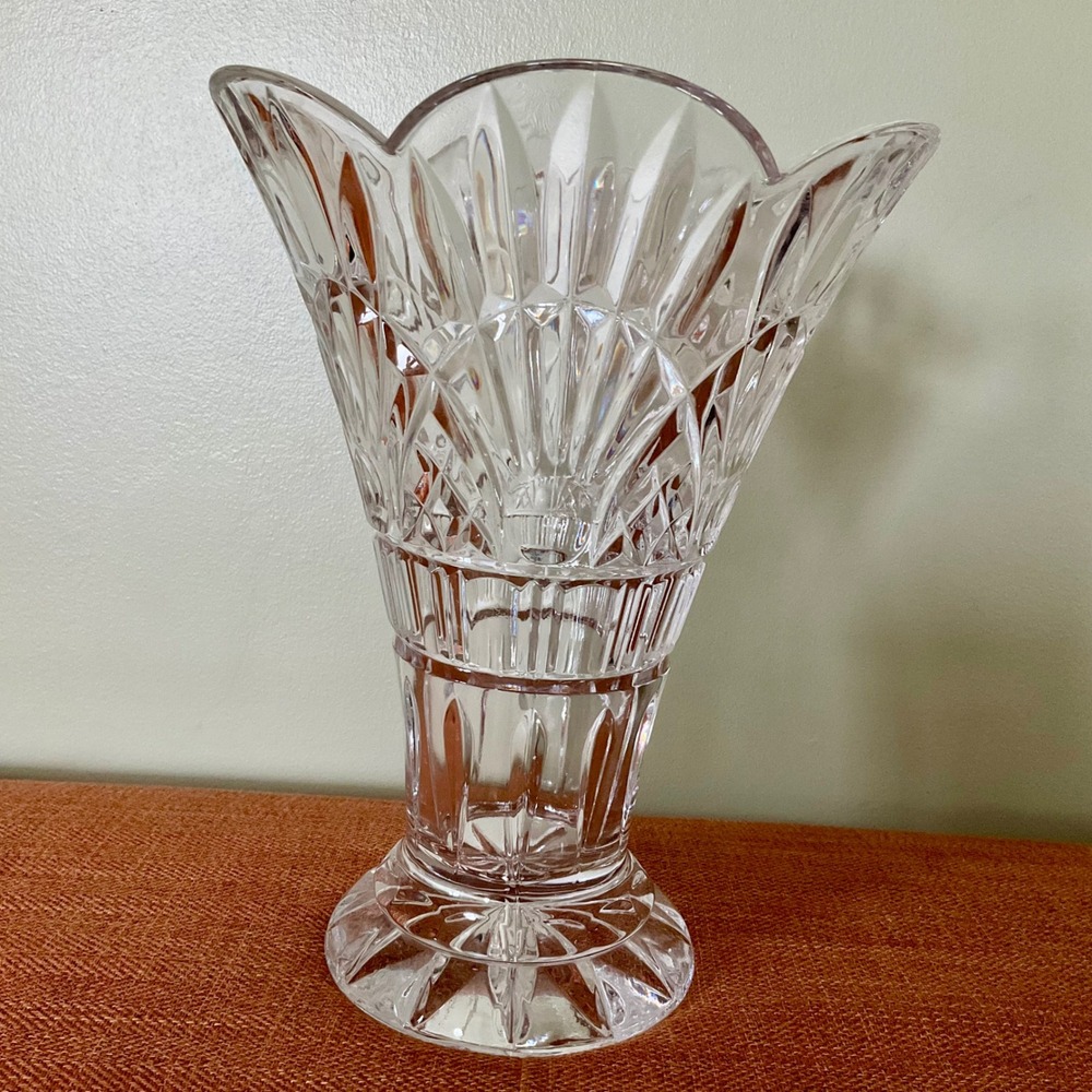 Vintage Irish Style Heavy Cut Lead Crystal Trumpet Vase Scalloped Petal Rim 12"